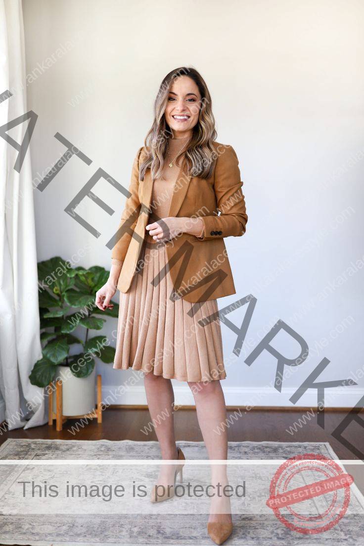 What To Wear With A Light Brown Jacket